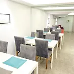 Hotel The Breeze
