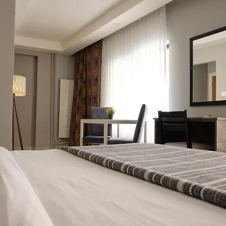 Hotel The Breeze 3*