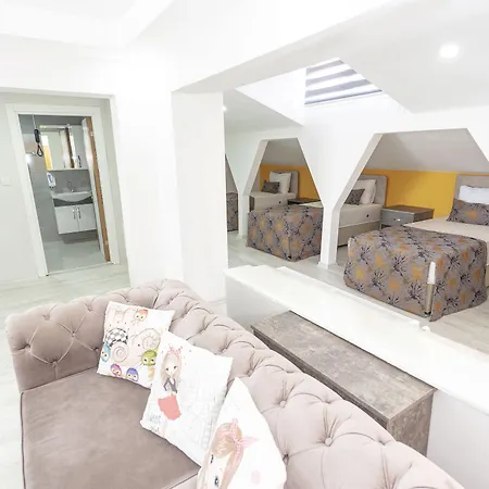The Breeze Hotel 3*