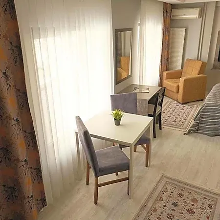The Breeze 3*