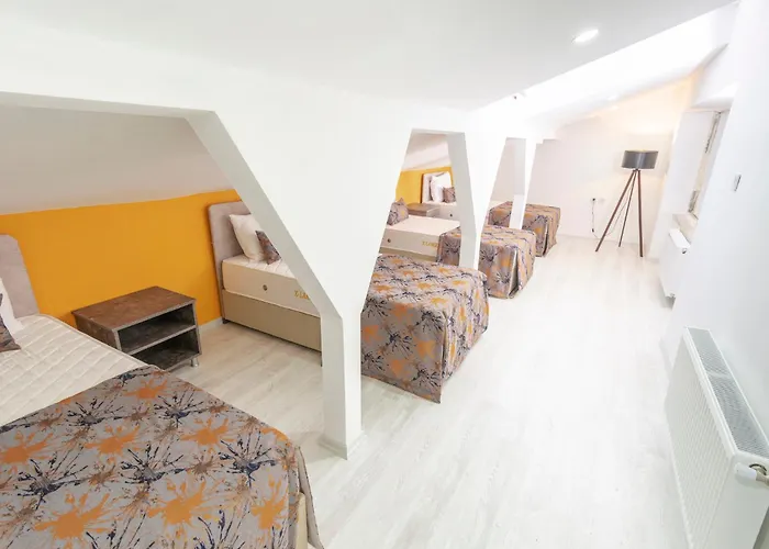 The Breeze Szálloda