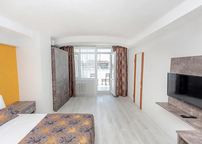 The Breeze אסקיסהיר