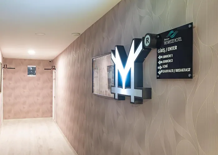 The Breeze Szálloda